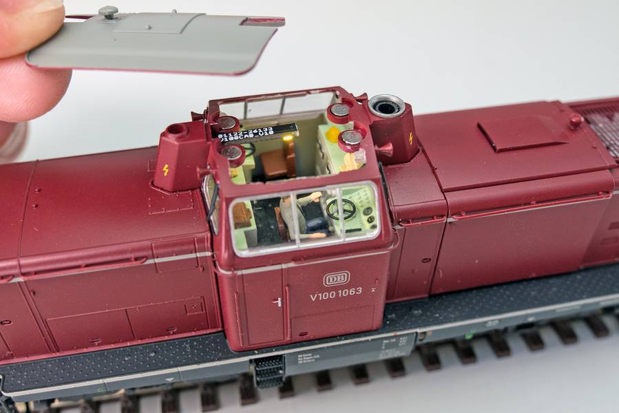 ESU Class V100 in H0