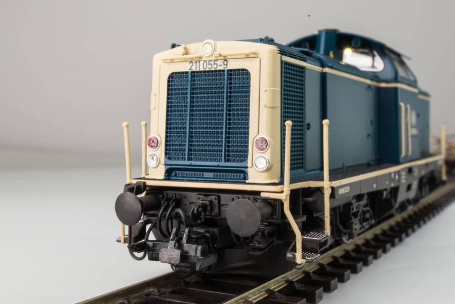 ESU Class V100 in H0