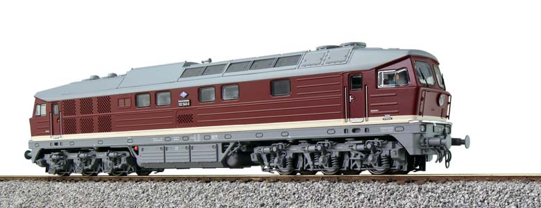 ESU 31353 diesellocomotief BR 132 543 DR, oudrood, tijdperk IV, schaal H0 – officiele ESU-foto